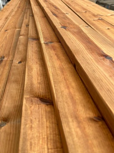Prkno terasové 28 x 120 x 4200 mm - severská borovice, tlaková impregnace, bez rýhování