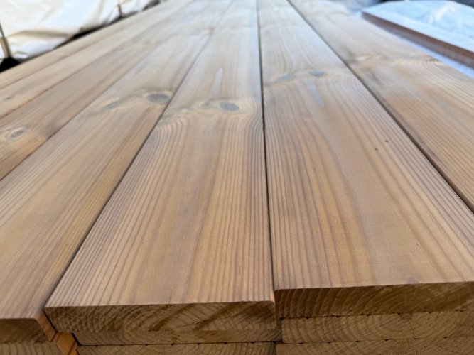 Terasový profil 26x140mm * 4,2m RW - Thermowood sev. borovice, rýhovaná/hladká