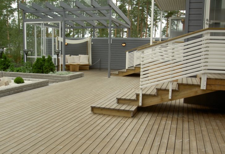 Prkno terasové a bazénové, boční úchyty LunaDeck2 26 x 117 x 3000 - 4800 mm - THERMOWOOD